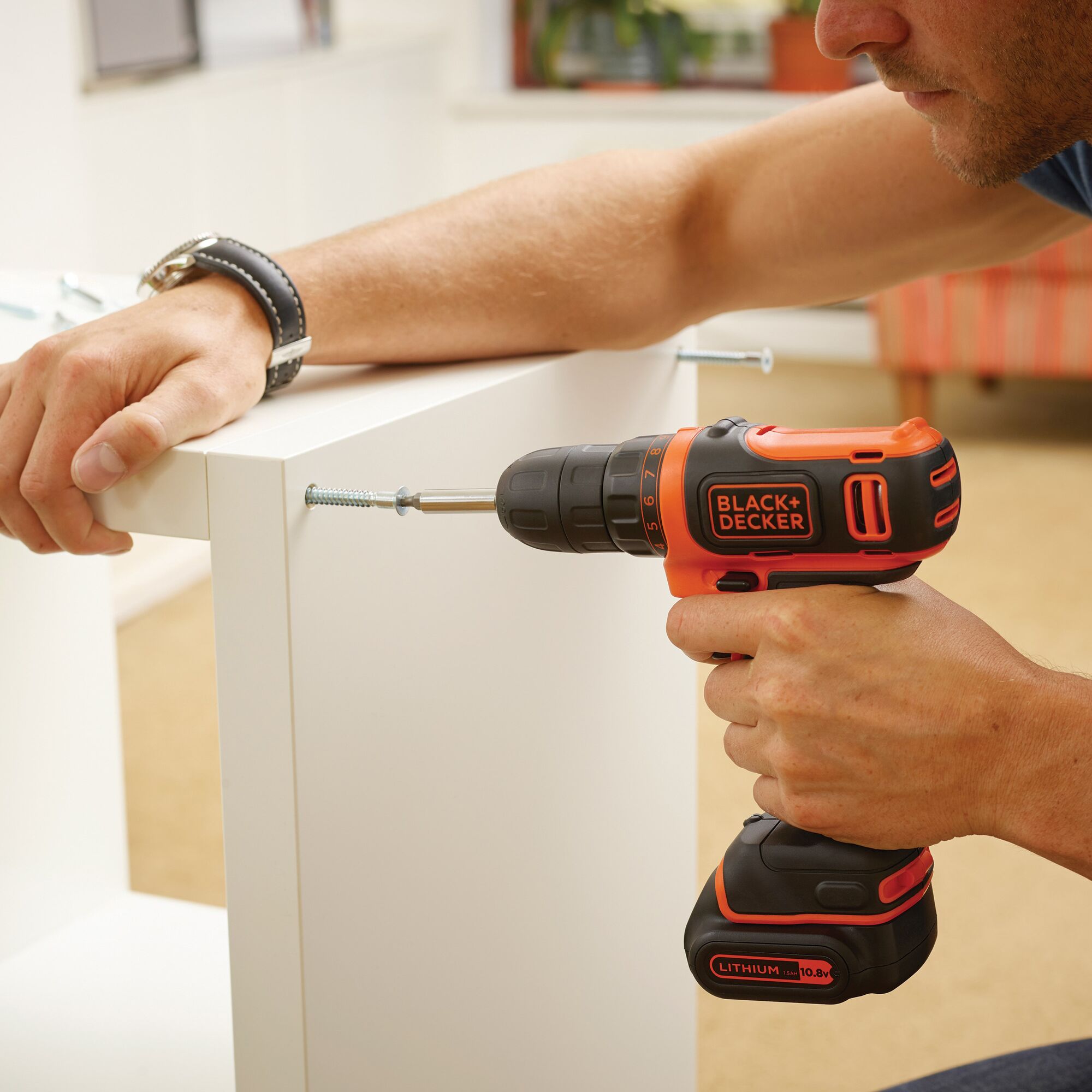 Black and decker 10.8 deals v drill