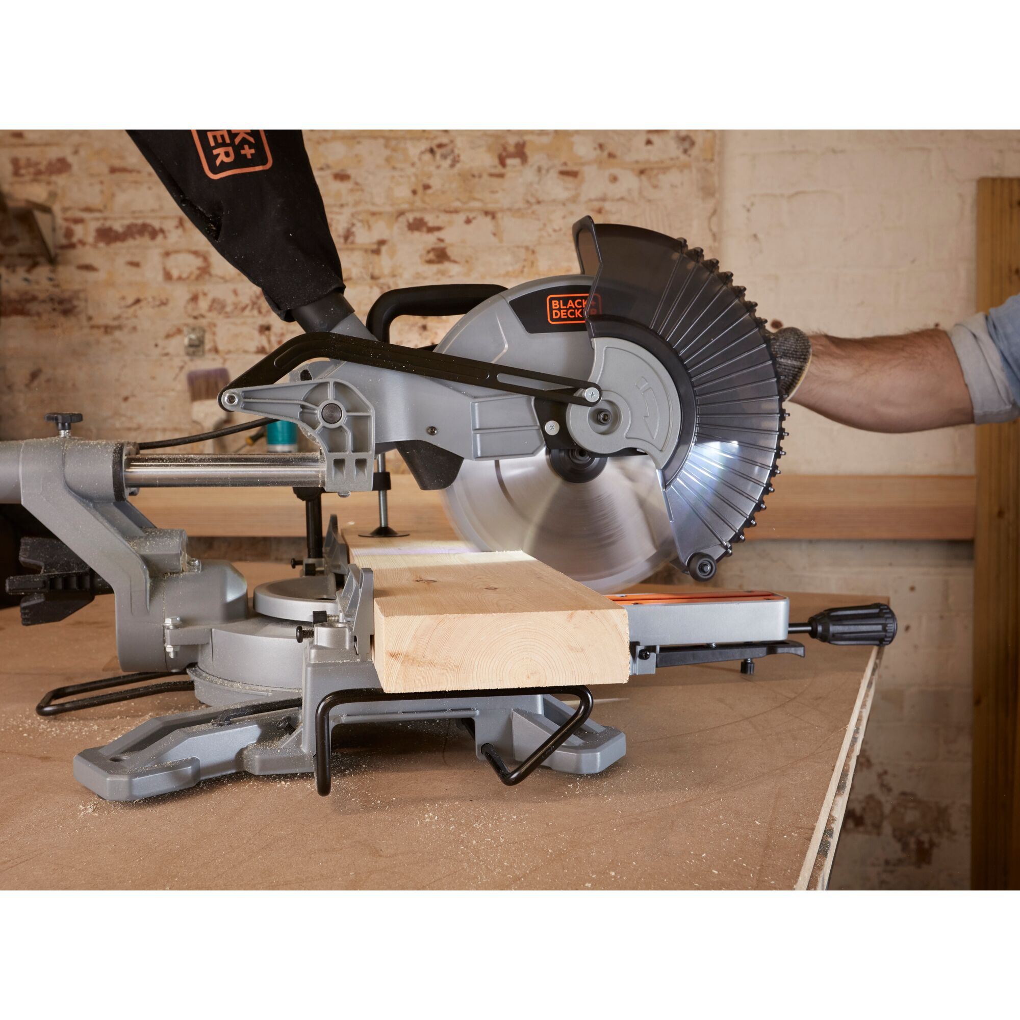 Black and decker 10 deals miter saw