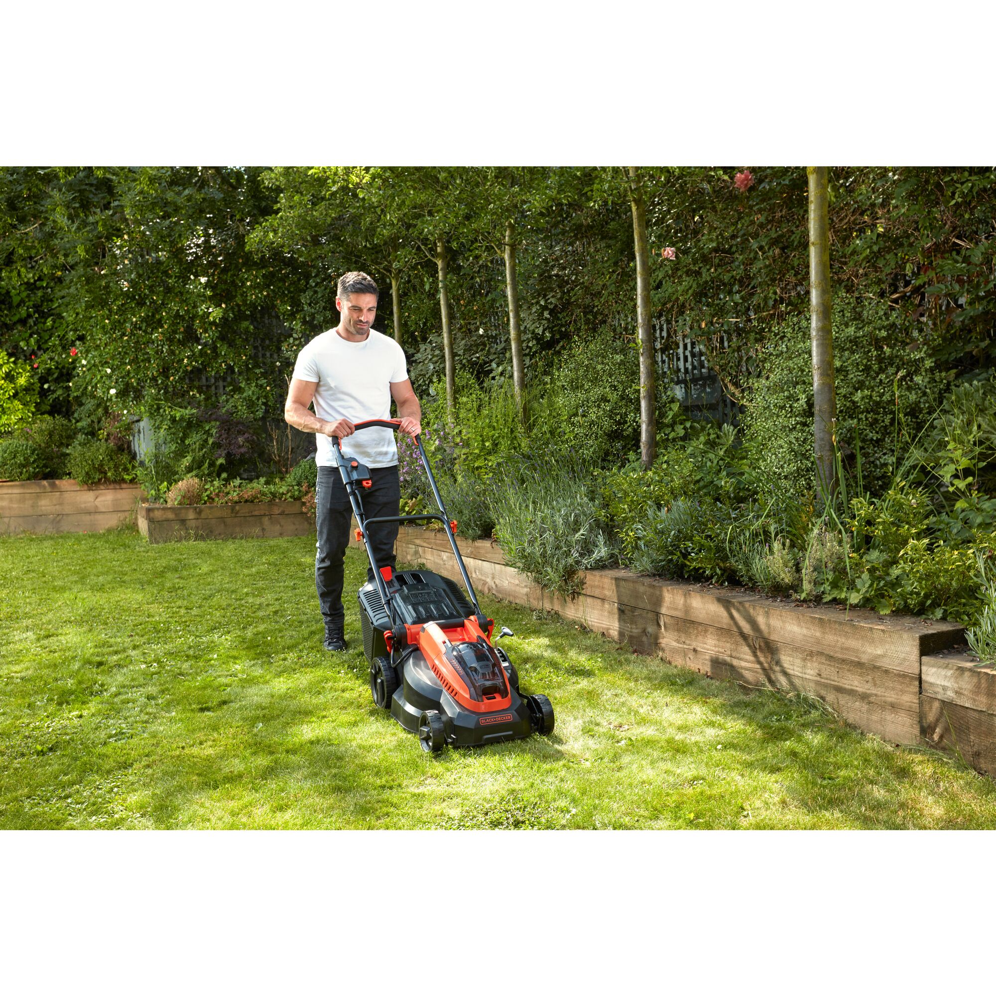 38cm 36V Li Ion Cordless Lawnmower BLACK DECKER